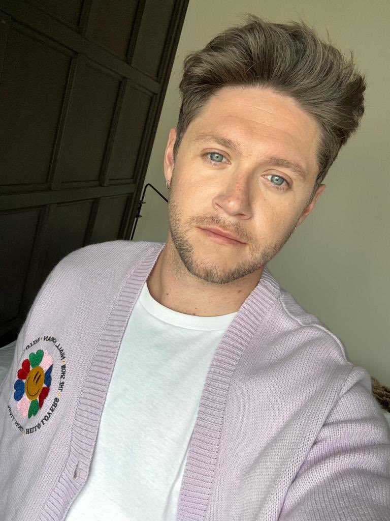 HELLO LOVERS X THE SHOW - LAVENDER CARDIGAN